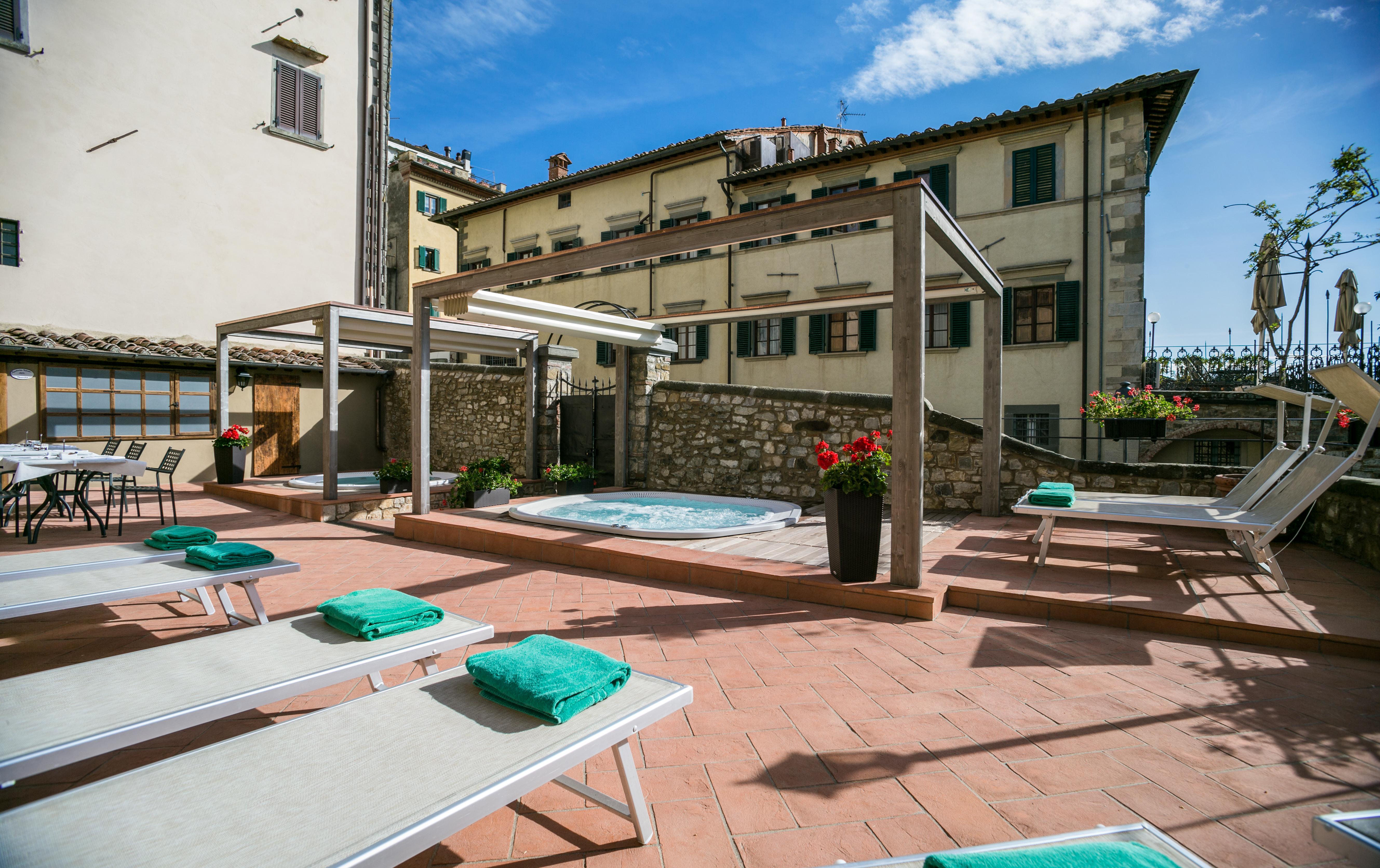 Palazzo Leopoldo Dimora Storica & Spa 라다인키안티 외부 사진