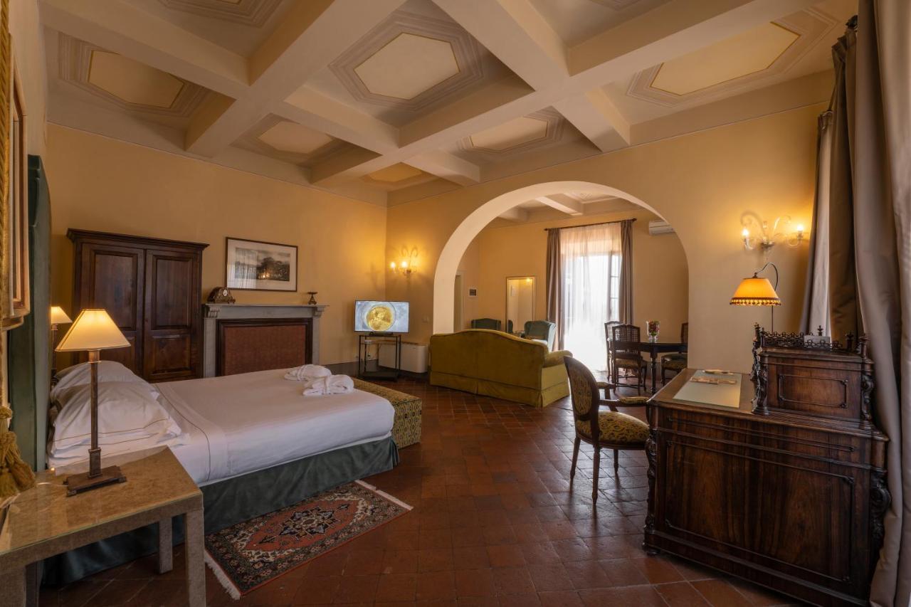 Palazzo Leopoldo Dimora Storica & Spa 라다인키안티 외부 사진